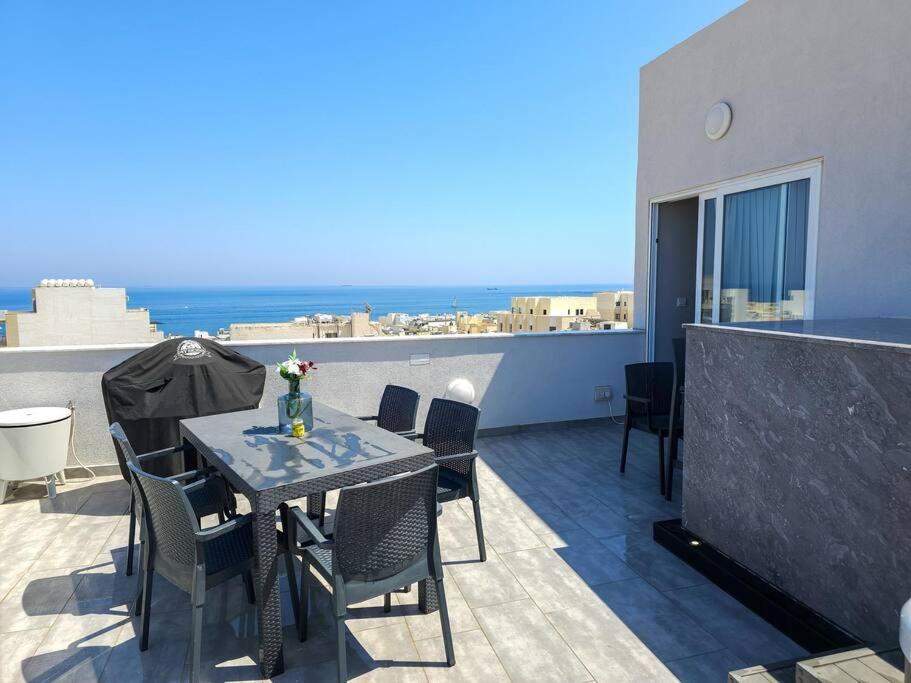 Marsaskala Sea View Duplex Penthouse - Mive Properties Luaran gambar